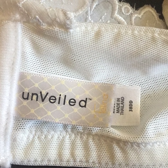 38DD White Front Closure Bra 4 items for $20❤️ - Picture 7 of 8